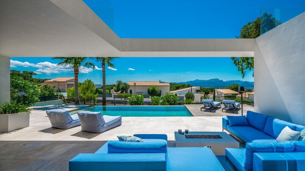 Villa in Alcudia, Balearic Islands, Spain 3 - 18535956