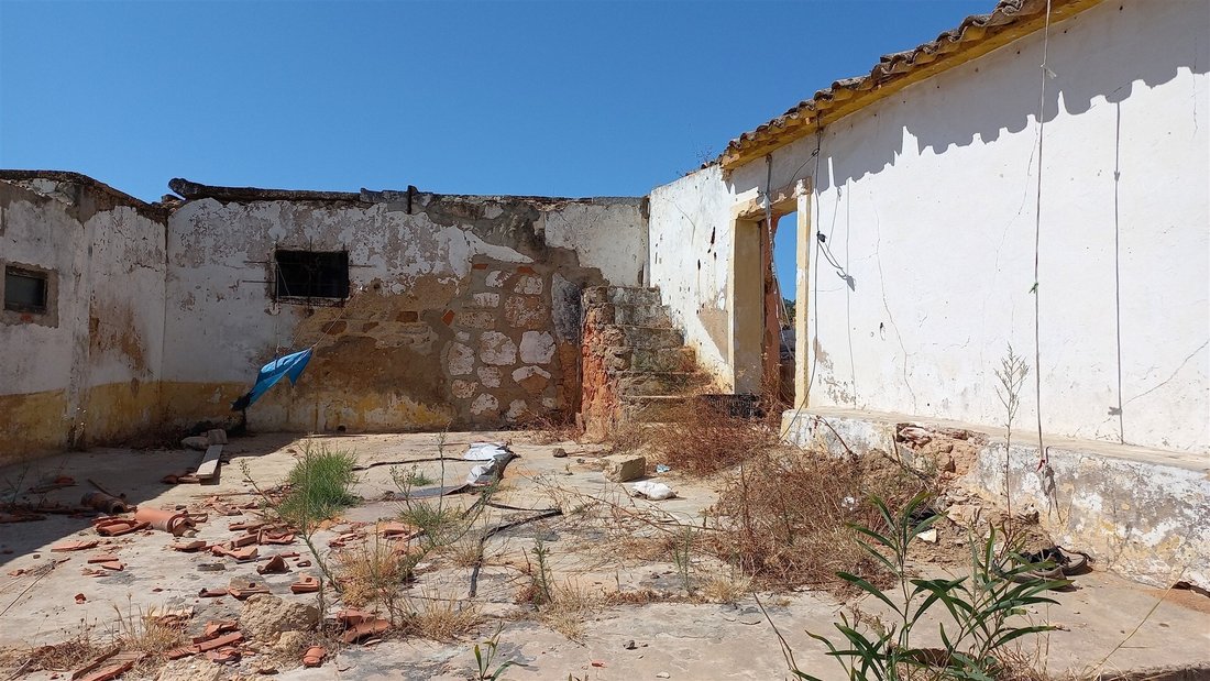 Land in Quarteira, Algarve, Portugal 3 - 18532992