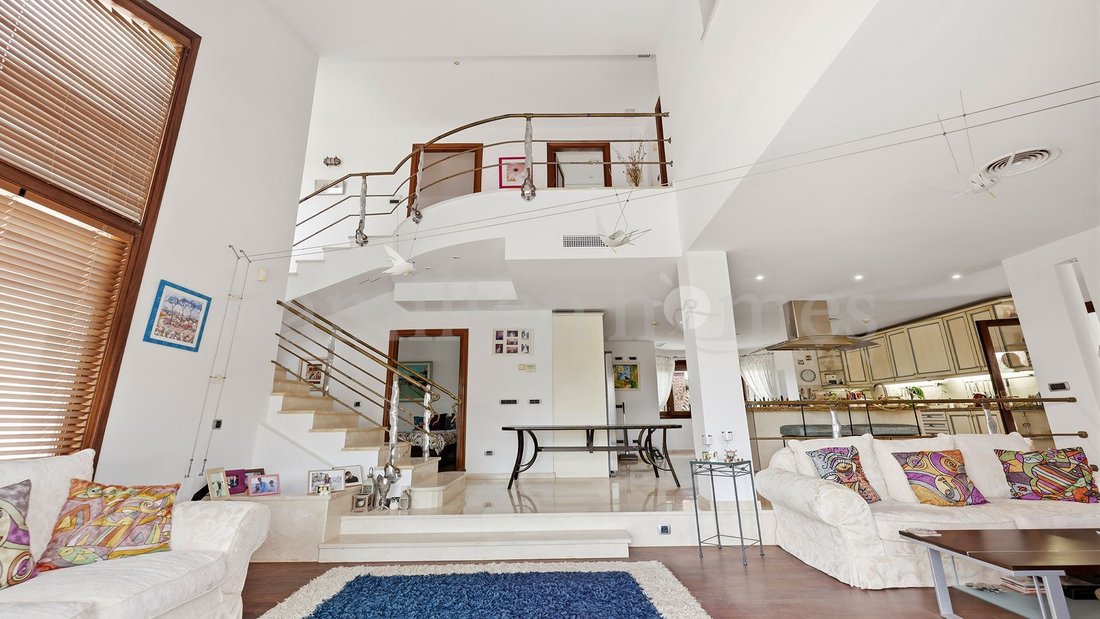Villa in Estepona, Andalusia, Spain 3 - 18534690