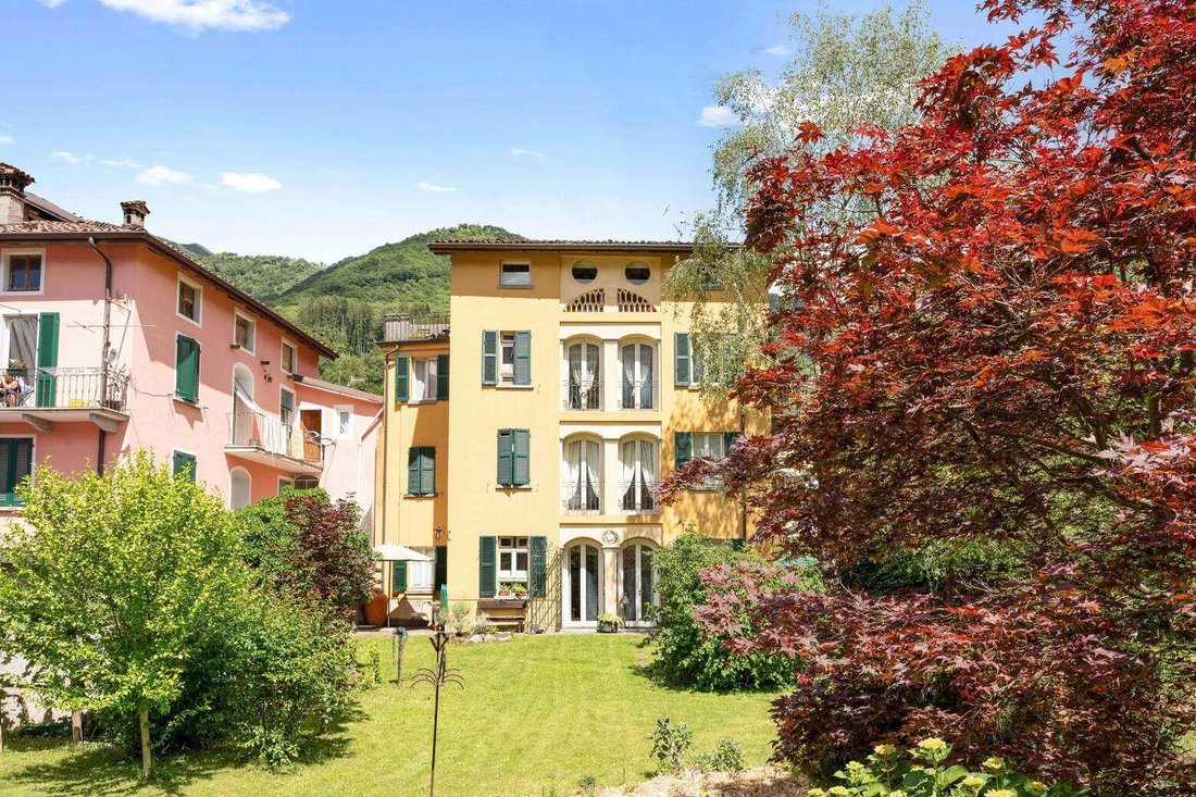 Villa in Introbio, Lombardy, Italy 5 - 18535938