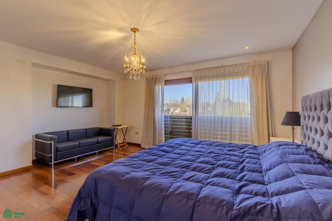 House in City Bell, Buenos Aires Province, Argentina 1 - 18264058