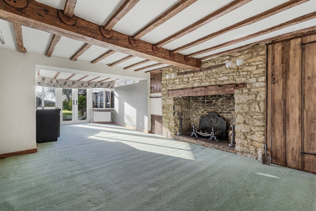 House in Great Haseley, England 3 - 18532583