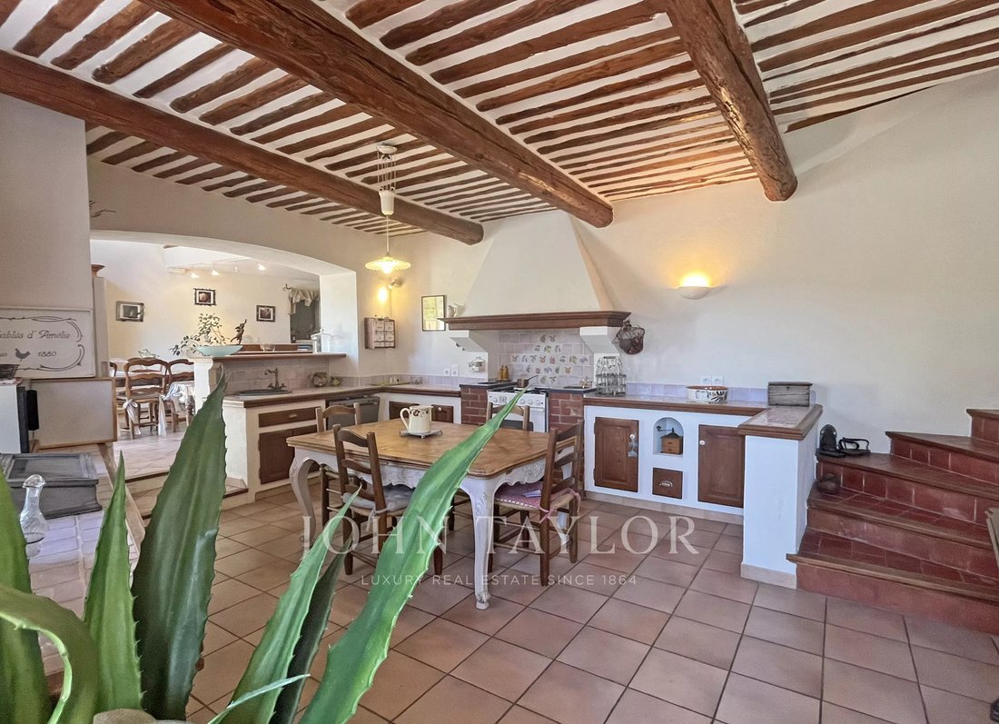 Country House in Roaix, Provence-Alpes-Côte d'Azur, France 3 - 18532313