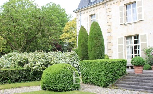Apartamento en Hautmont-Mirabeau, Mouvaux, Francia 1