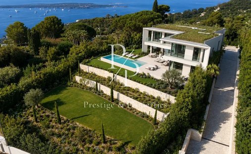 Villa in La Maure-Super Cannes, Vallauris, France 1
