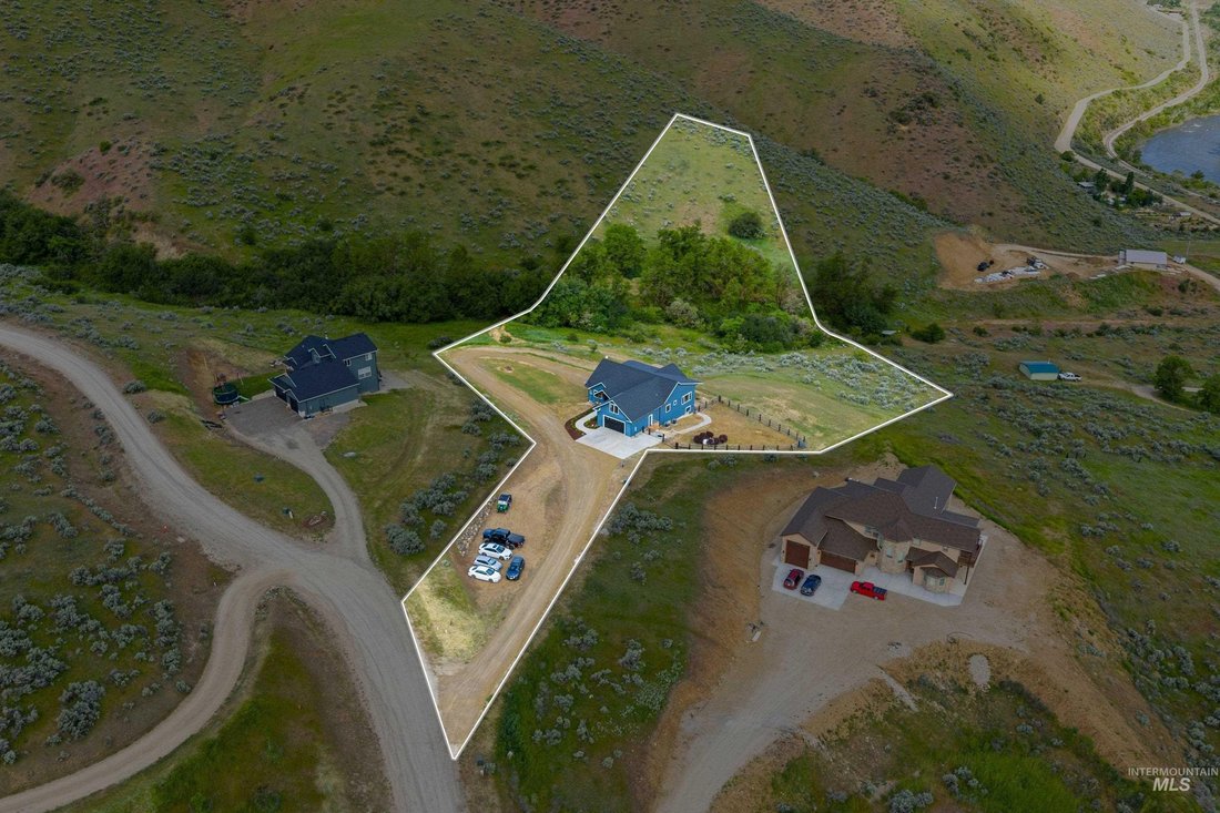 House in Horseshoe Bend, Idaho, United States 3 - 18535544