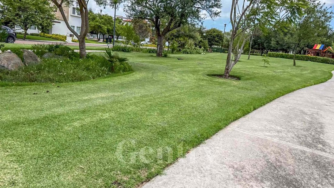 Land in Santiago de Querétaro, Querétaro, Mexico 5 - 18533748