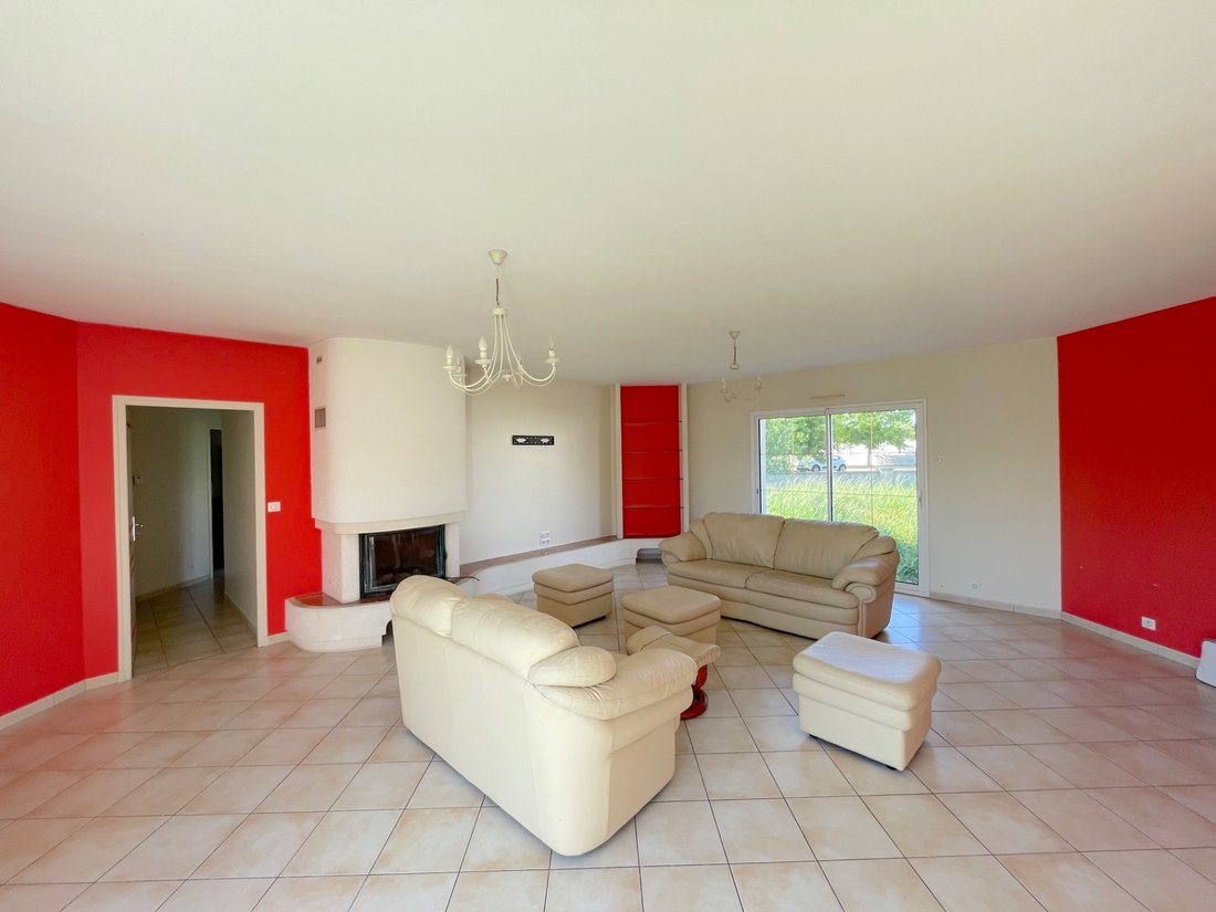 House in Saint-Michel-en-l'Herm, Pays de la Loire, France 1 - 18000825