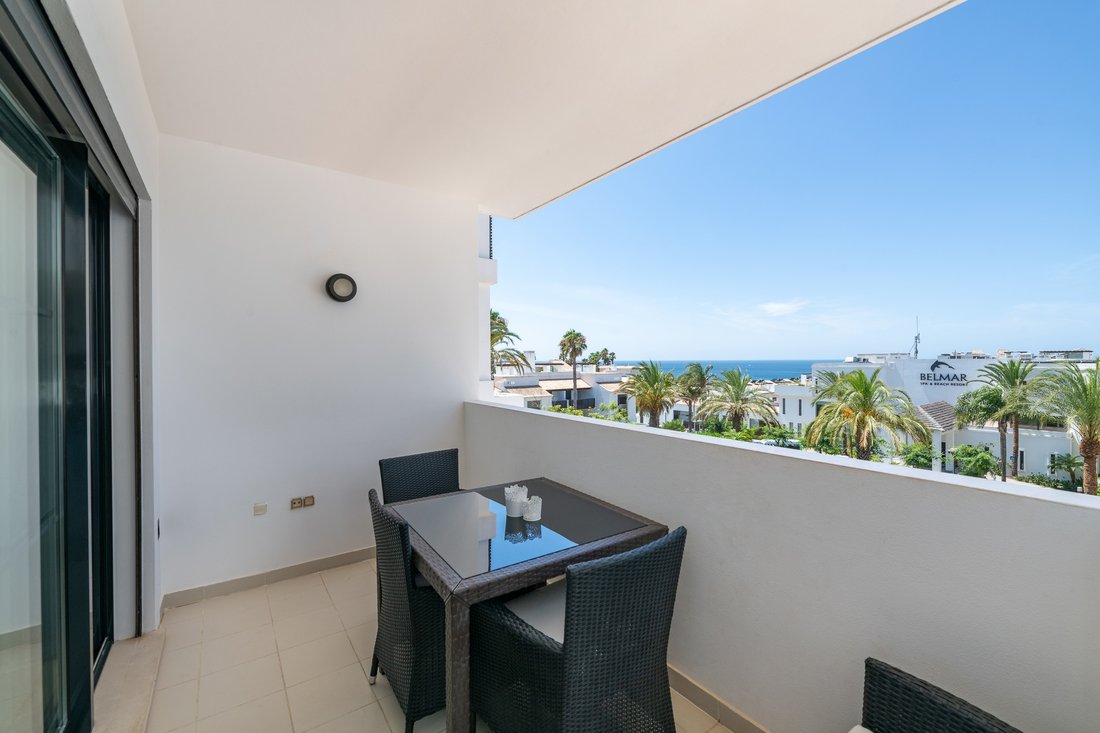 Apartment in Praia De Porto Mós, Sao Goncalo de Lagos, Algarve 1 - 18532335