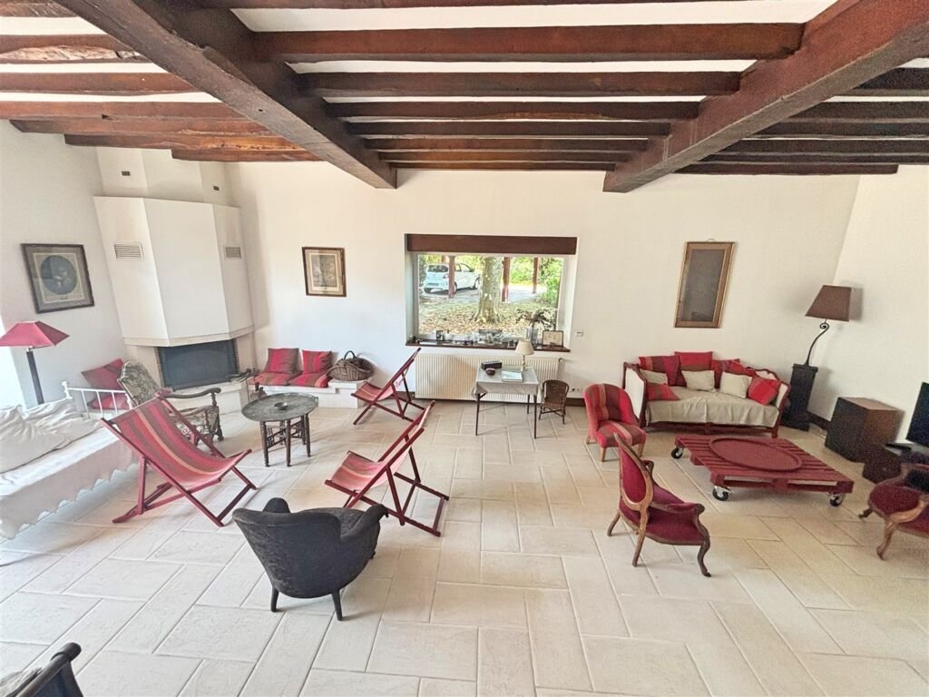 House in Ustaritz, Nouvelle-Aquitaine, France 1 - 18532851