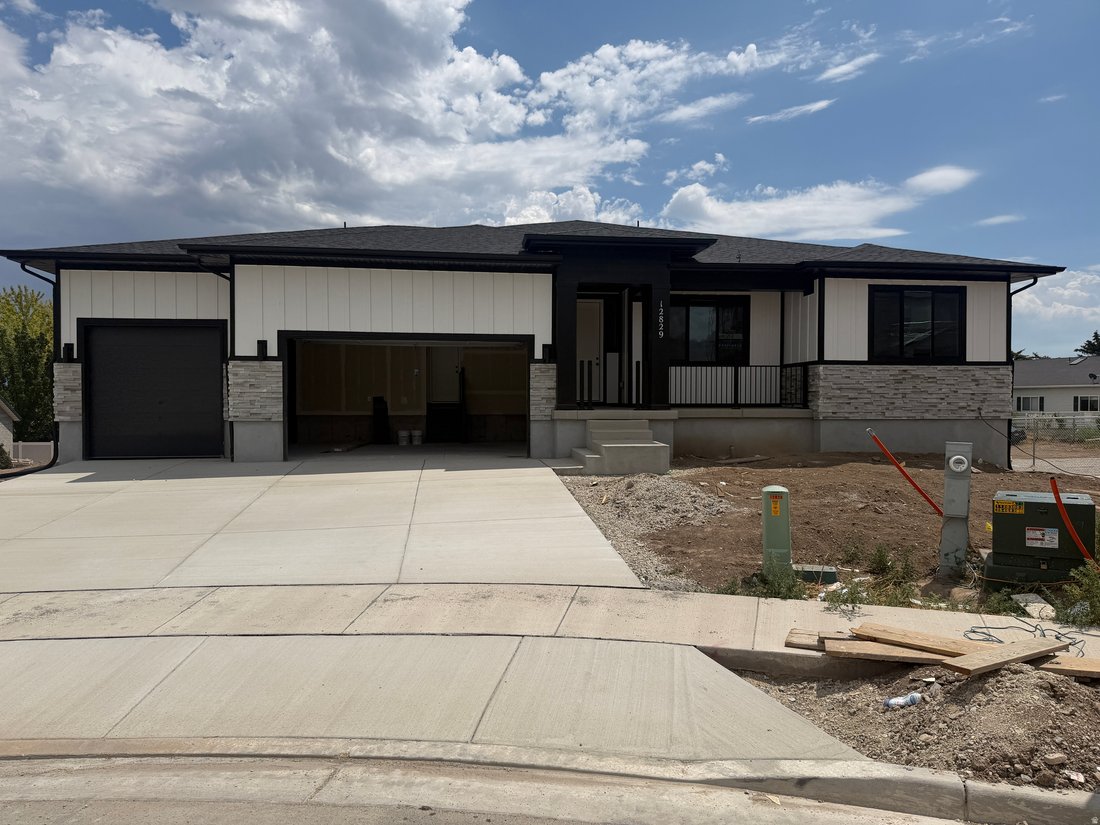 House in Herriman, Utah, United States 1 - 18040221