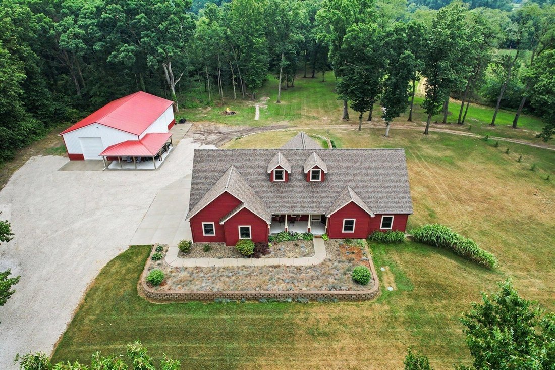 House in Battle Creek, Michigan, United States 1 - 18535025