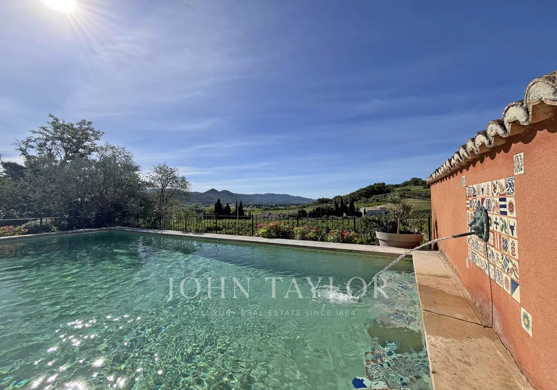 Country House in Roaix, Provence-Alpes-Côte d'Azur, France 2 - 18532313