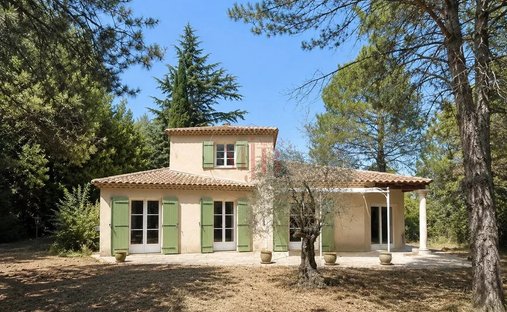 House in Le Puy-Sainte-Réparade, Provence-Alpes-Côte d'Azur, France 1