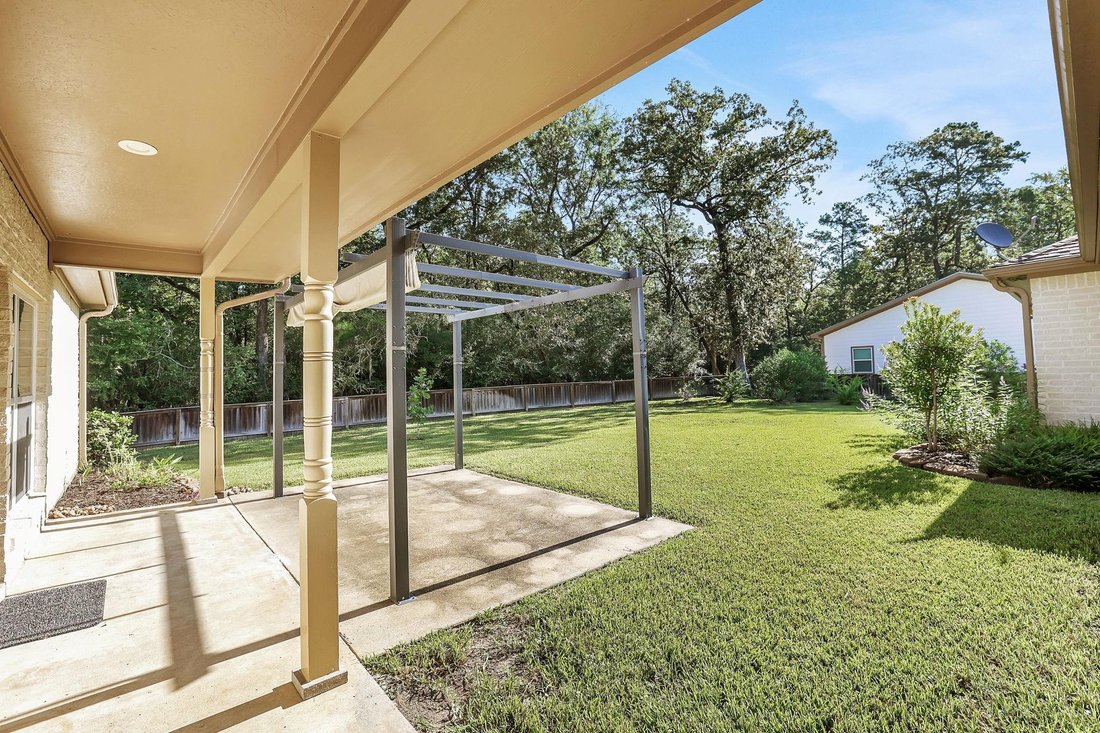 House in Oakhurst, Texas, United States 5 - 18535726