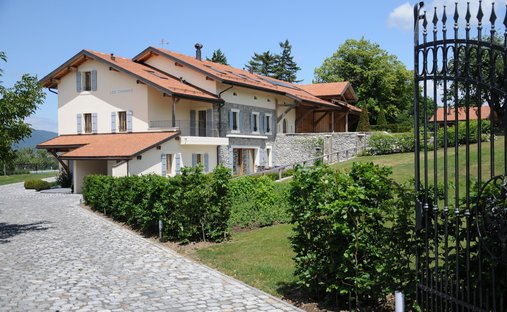 Haus in Essertines-sur-Rolle, Waadt, Schweiz 1