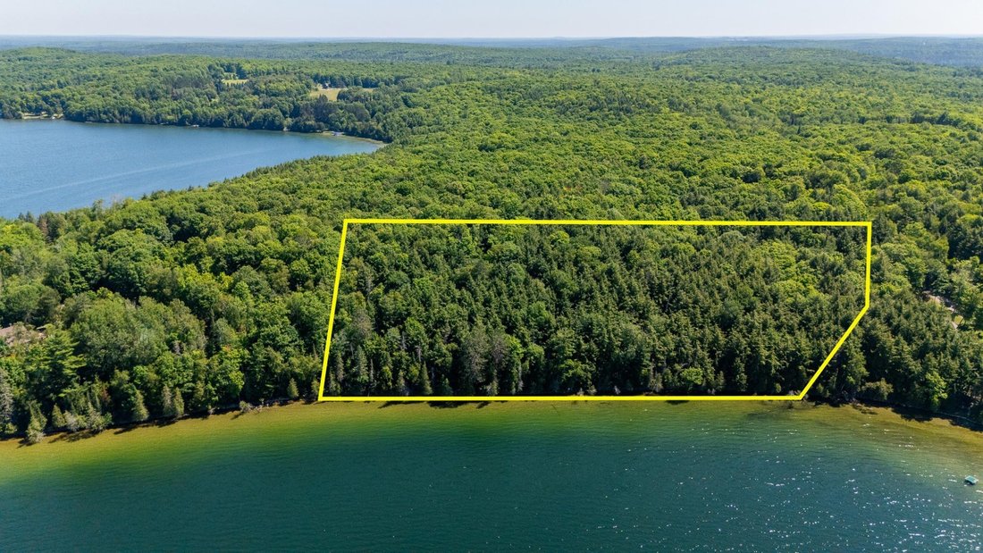 Land in Crystal Falls, Michigan, United States 2 - 18533672