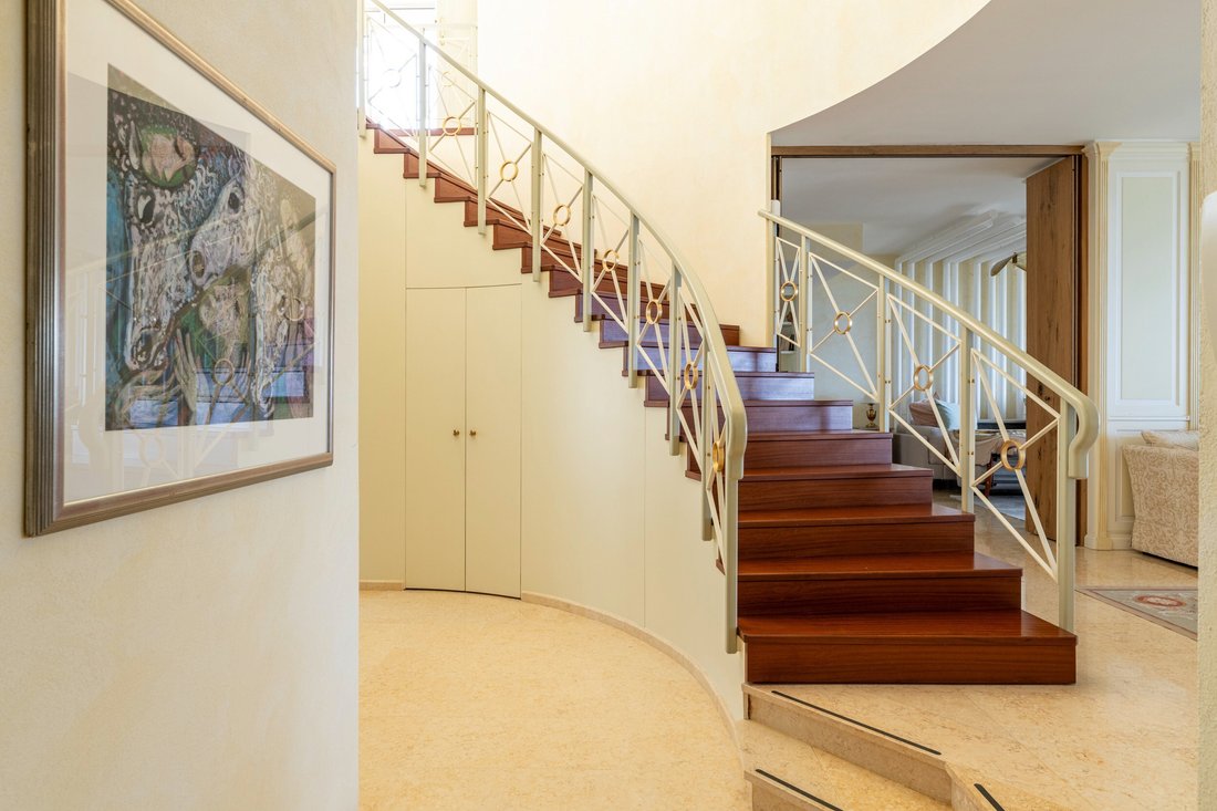Apartment in Menton, Provence-Alpes-Côte d'Azur, France 4 - 17555692
