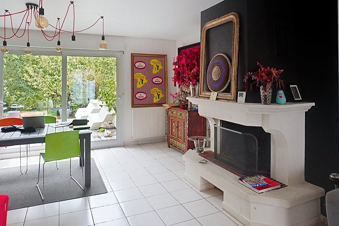 Villa in Hermmitage, Pontoise, France 5 - 18536573