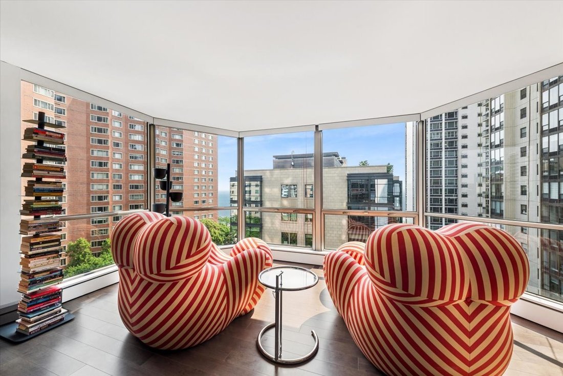 Condo in Chicago, Illinois, United States 4 - 18535024