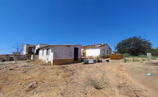 Land in Quarteira, Algarve, Portugal 1