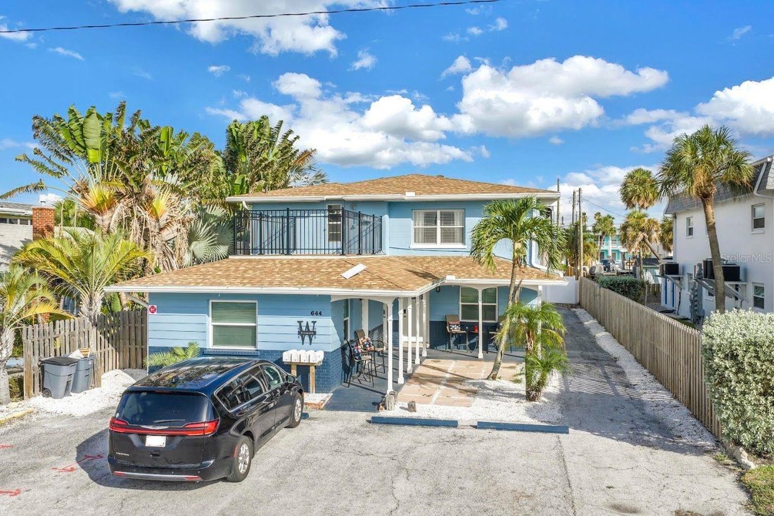 St. Pete Beach, Florida, United States 2 - 18534624