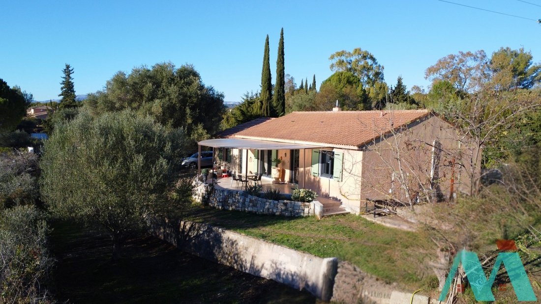House in Les Freres-Les Cancades-Les Ginestes, Le Beausset, France 1 - 18532817