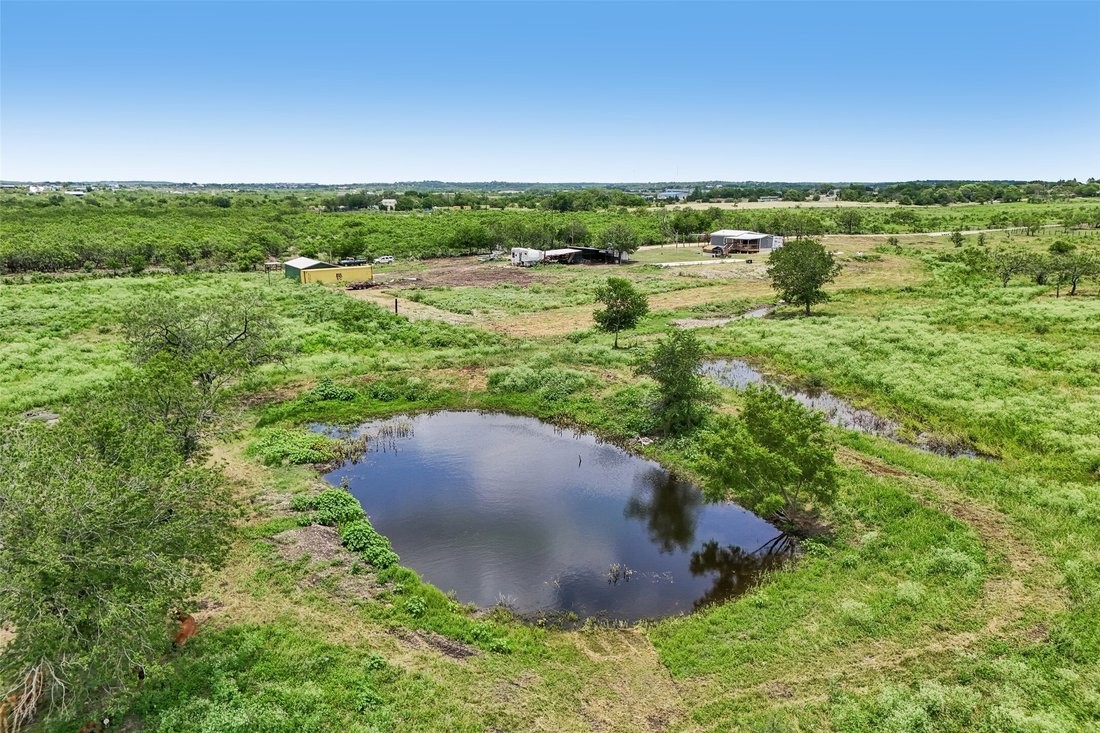 Land in Kyle, Texas, United States 5 - 18535555