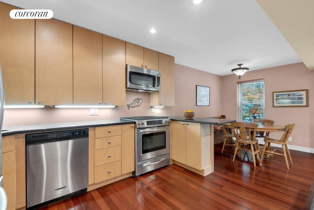 Co Op in New York, New York, United States 5 - 17929414