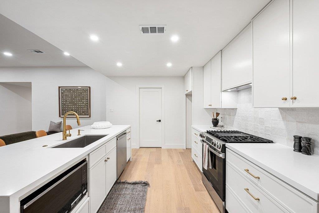 House in Austin, Texas, United States 4 - 18534642