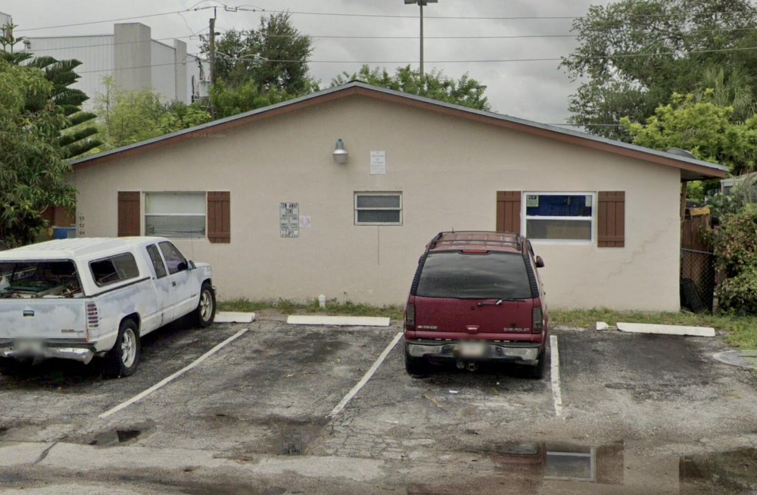 House in Oakland Park, Florida, United States 2 - 18535155