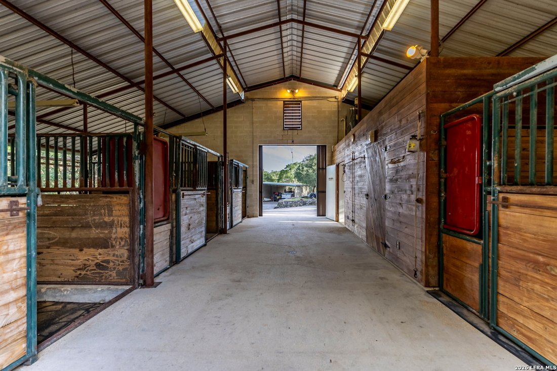 House in Bulverde, Texas, United States 5 - 18535537