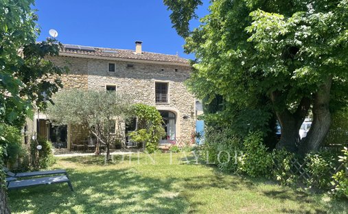 Country House in Est Nord, Vaison-la-Romaine, France 1