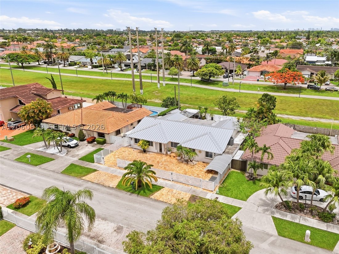 House in Miami, Florida, United States 2 - 18534914