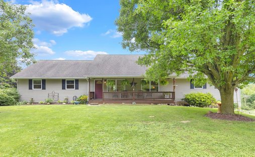 House in Somerset, Ohio, United States 1