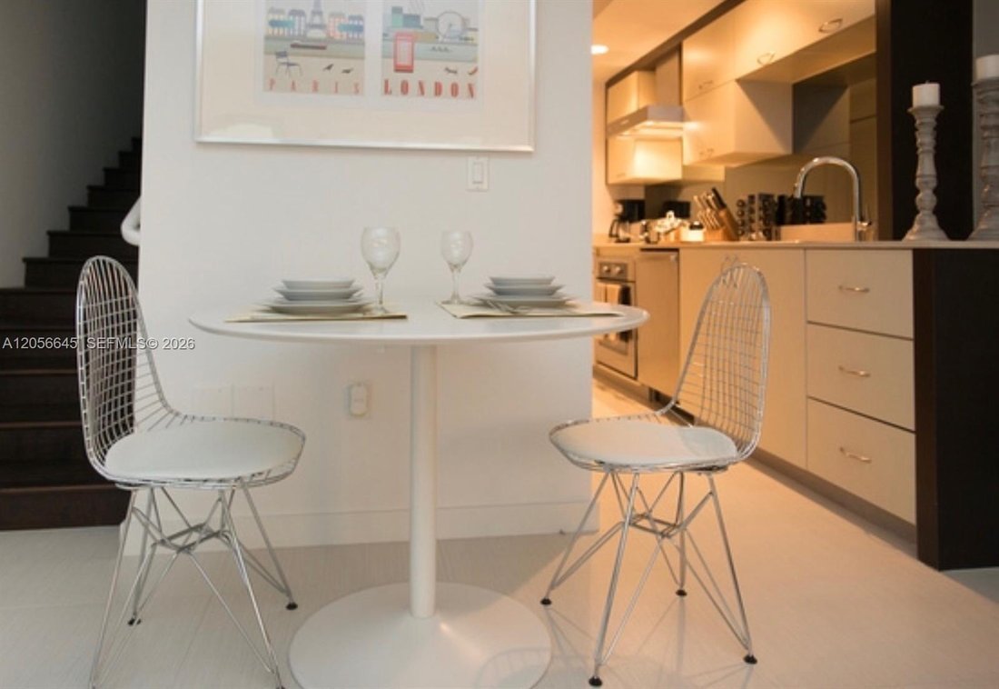 Condo in Miami Beach, Florida, United States 4 - 18536056