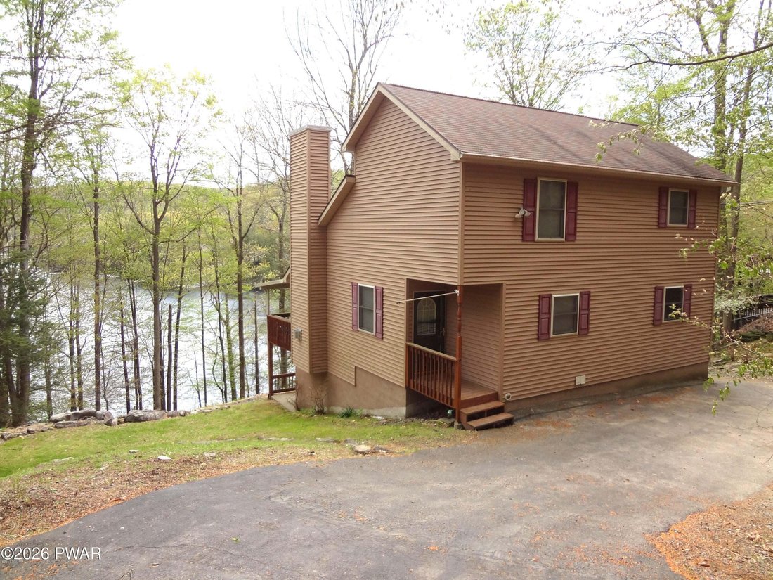 House in Greentown, Pennsylvania, United States 1 - 18533358