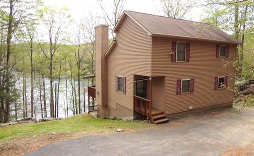 House in Greentown, Pennsylvania, United States 1