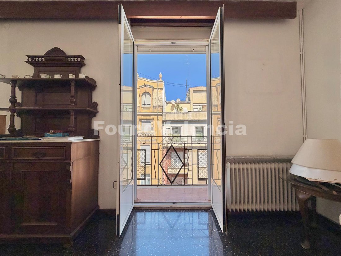 Apartment in Ciutat Vella, Valencia, Spain 3 - 18532248
