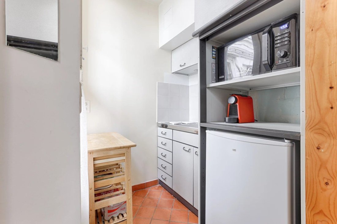 Apartment in Saint Philippe du Roule, Paris 8e Arrondissement, Paris 5 - 18532915