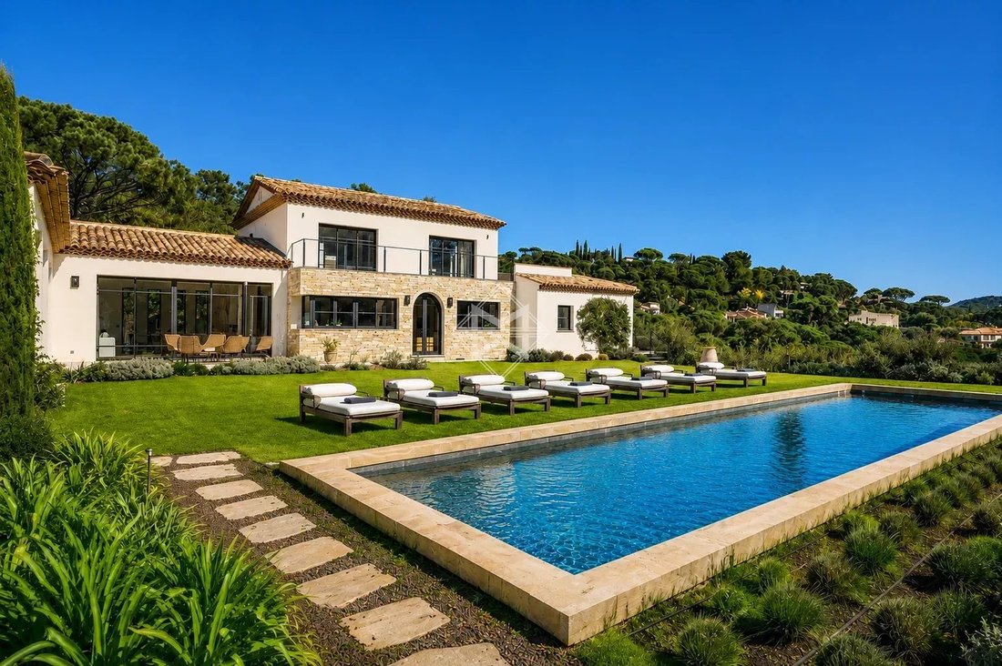 Villa in La Croix-Valmer, Provence-Alpes-Côte d'Azur, France 3 - 17061835
