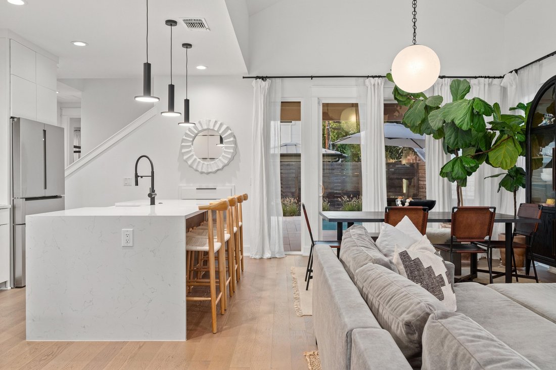 House in Austin, Texas, United States 5 - 16016674
