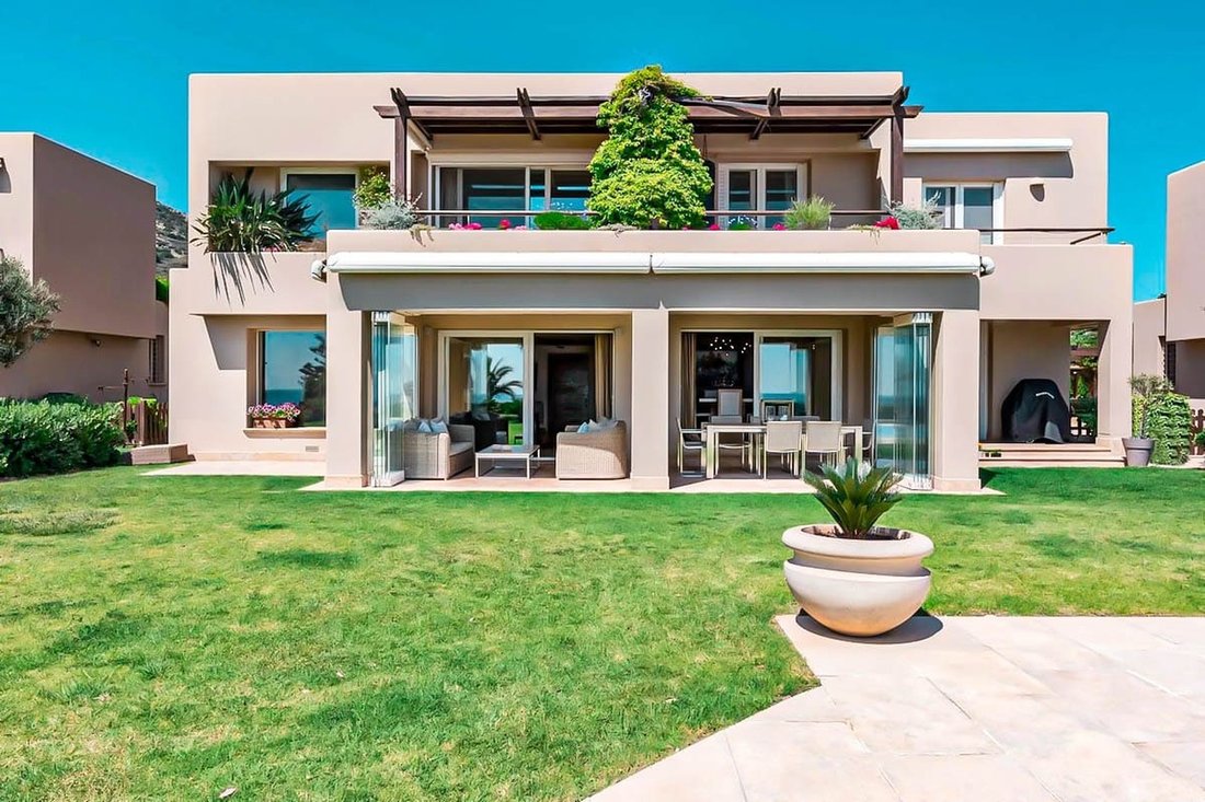 Villa in Kalyvia Thorikou, Attica, Greece 2 - 18532073
