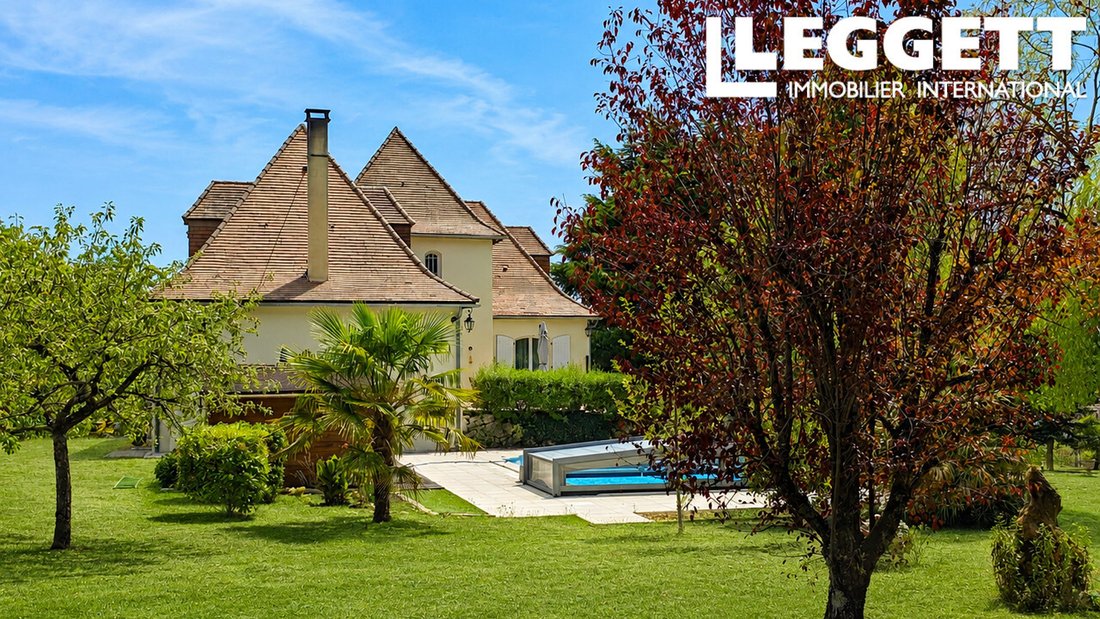 Villa in Negrondes, Nouvelle-Aquitaine, France 2 - 18536447