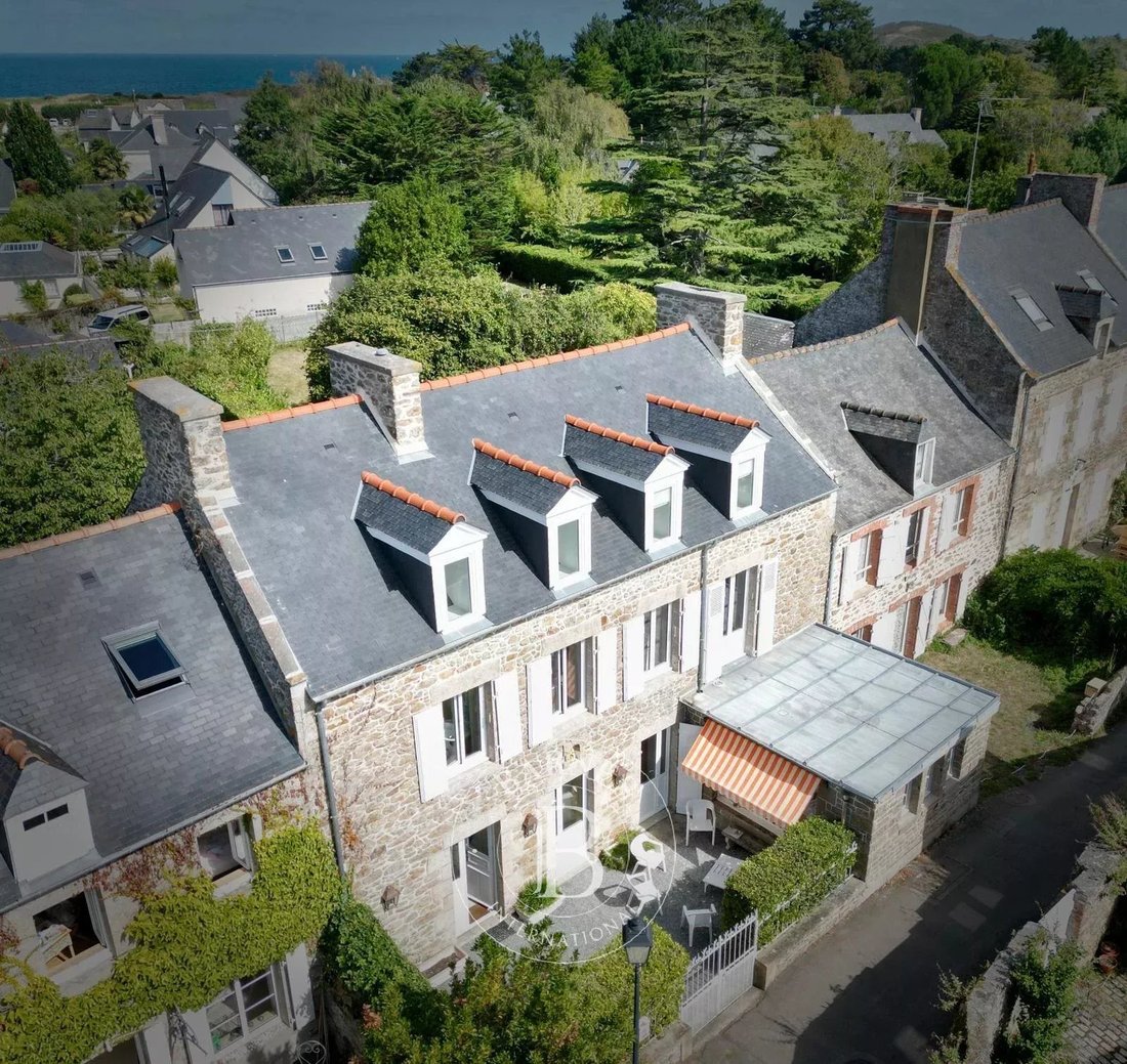 House in Saint-Briac-sur-Mer, Brittany, France 1 - 14655033