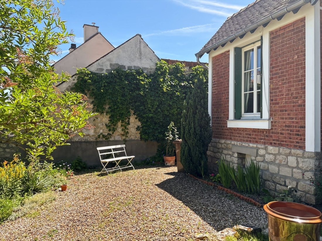 House in Centre Ville - Jonchère, Bougival, France 2 - 18534852