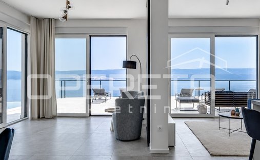 House in Lokva Rogoznica, Split-Dalmatia County, Croatia 1