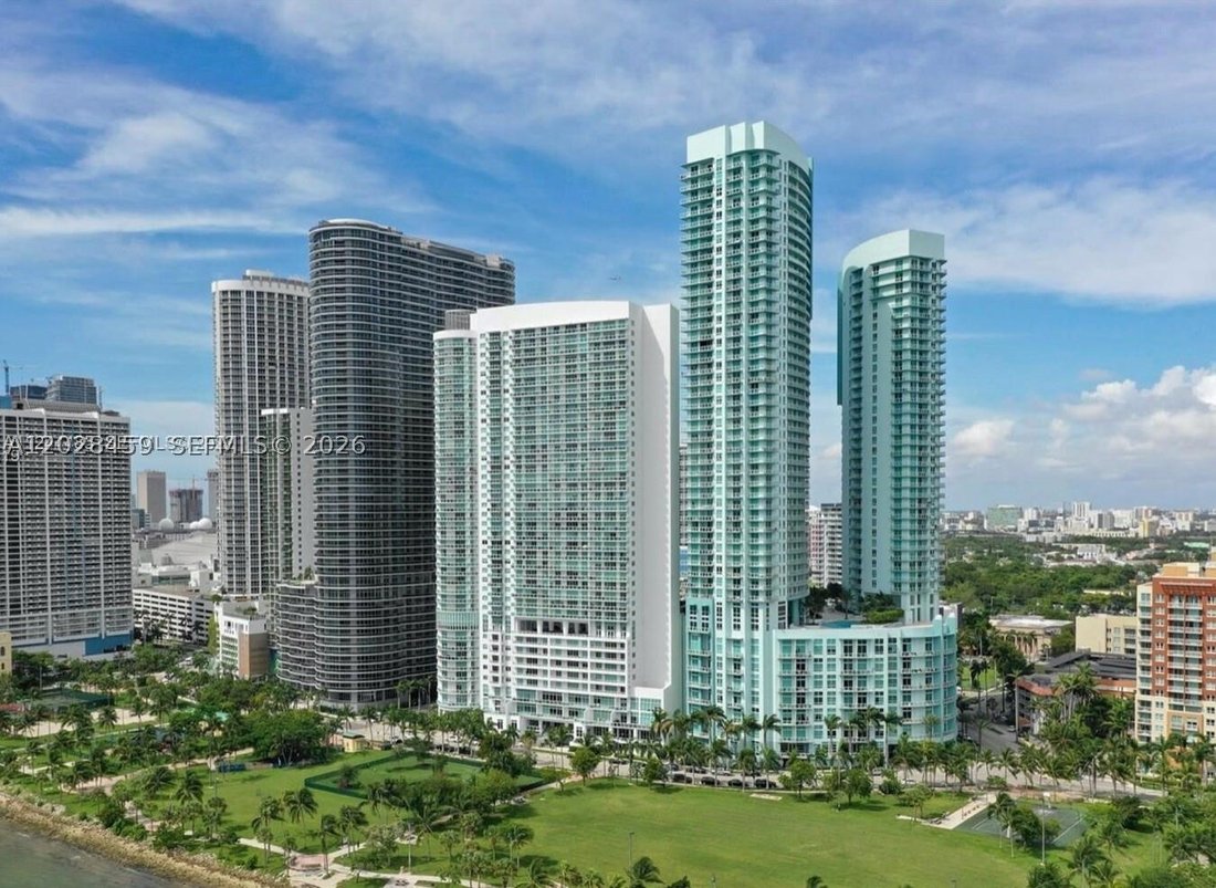 Condo in Miami, Florida, United States 1 - 18071861