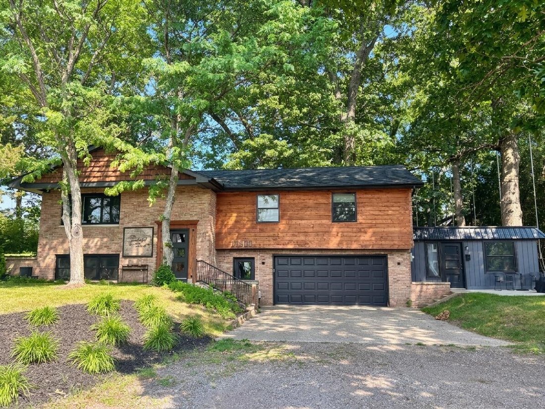 House in Fruitport Charter Township, Michigan, United States 2 - 18535037