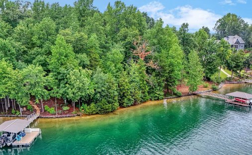 Land in Seneca, South Carolina, United States 1